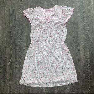 Adorable Pink Floral Vintage Women’s Nightgown with Satin and Lace Details